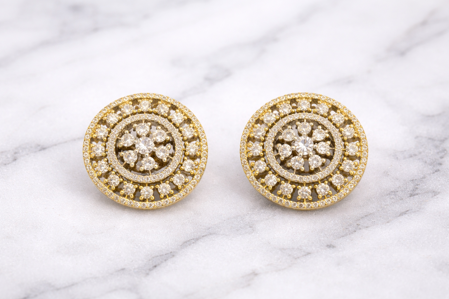 file_00000000c62c71faaa3c1c098d17f773 Golden halo spark studs with gold plating - Image 2